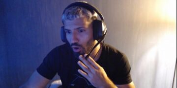 Man City Star, Sergio Aguero is stirring up the Summoner's Rift with Lux 6