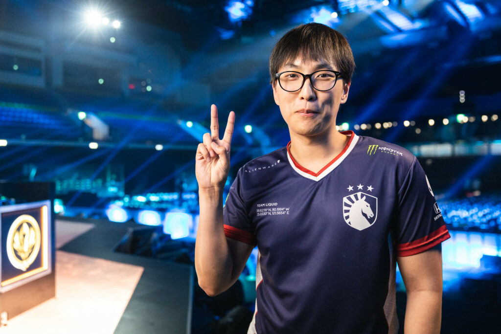 League of Legends: Both LEC and LCS viewership are faring above all expectations. 2 League of Legends: Both LEC and LCS viewership are faring above all expectations. 1