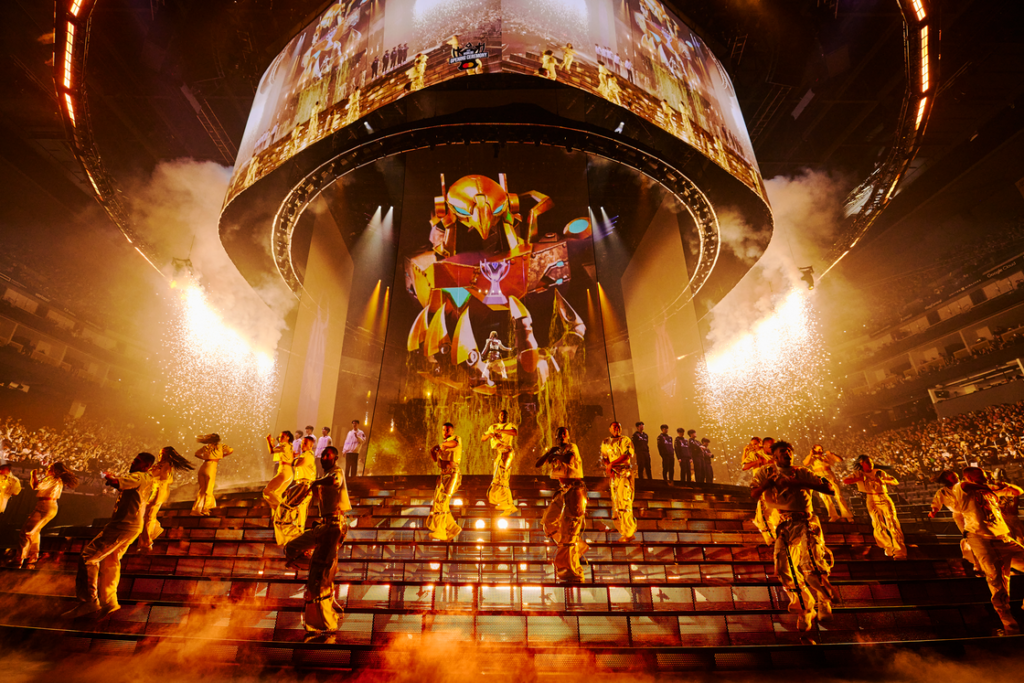 Riot is planning to introduce an additional international League of Legends event in 2025 4 virtual pass